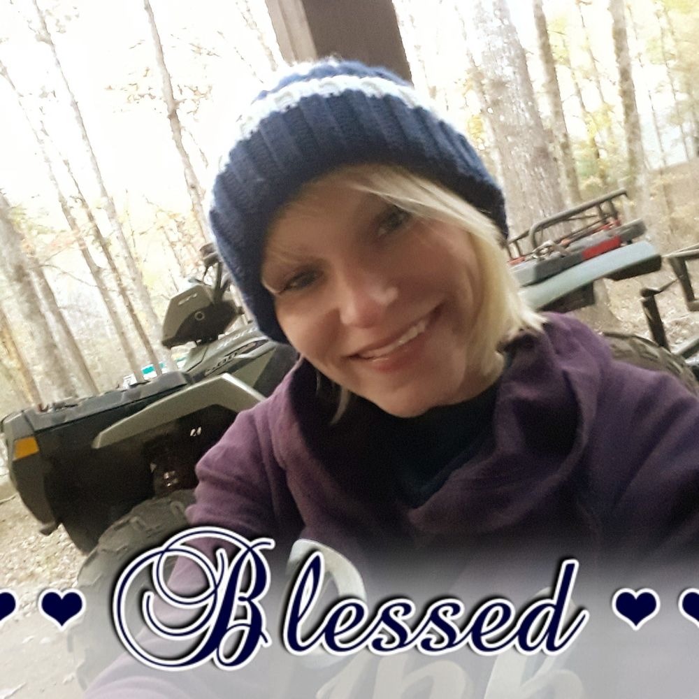 Meet your Posher, Laurie